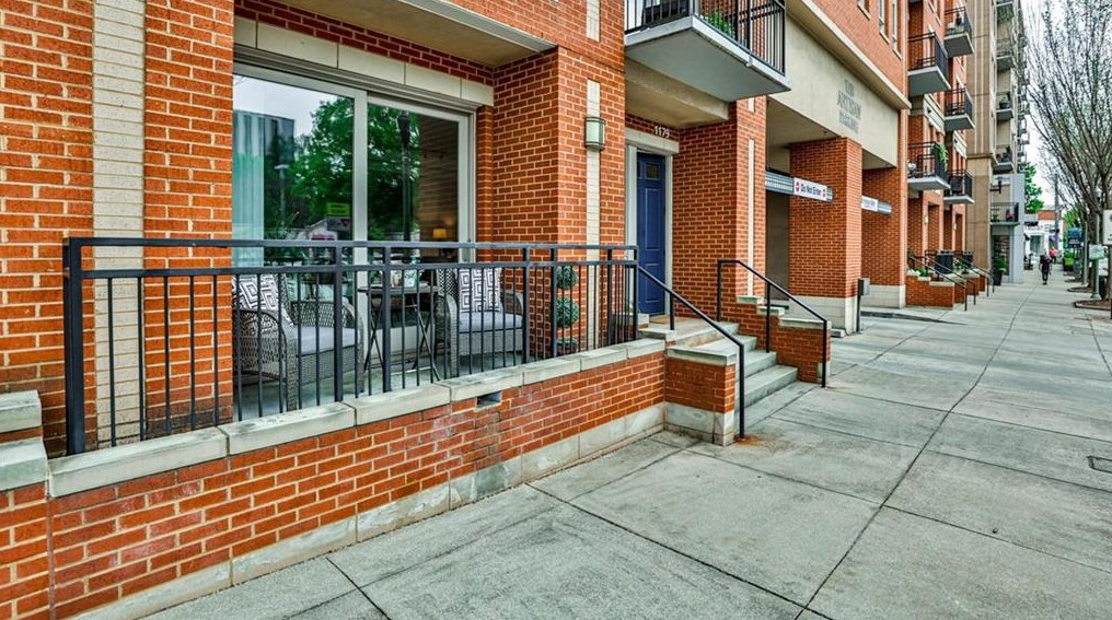 1179 Commerce Dr, Decatur GA  30030-5115 exterior