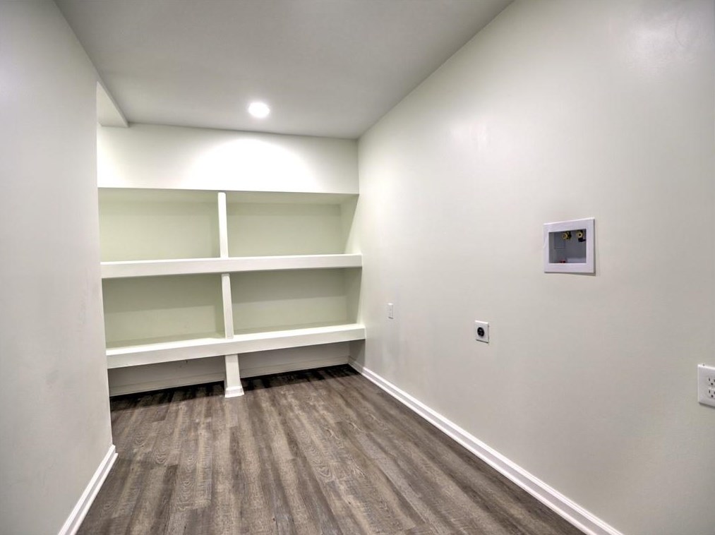 355 Brk Dr, Atlanta GA  30328-2110 exterior
