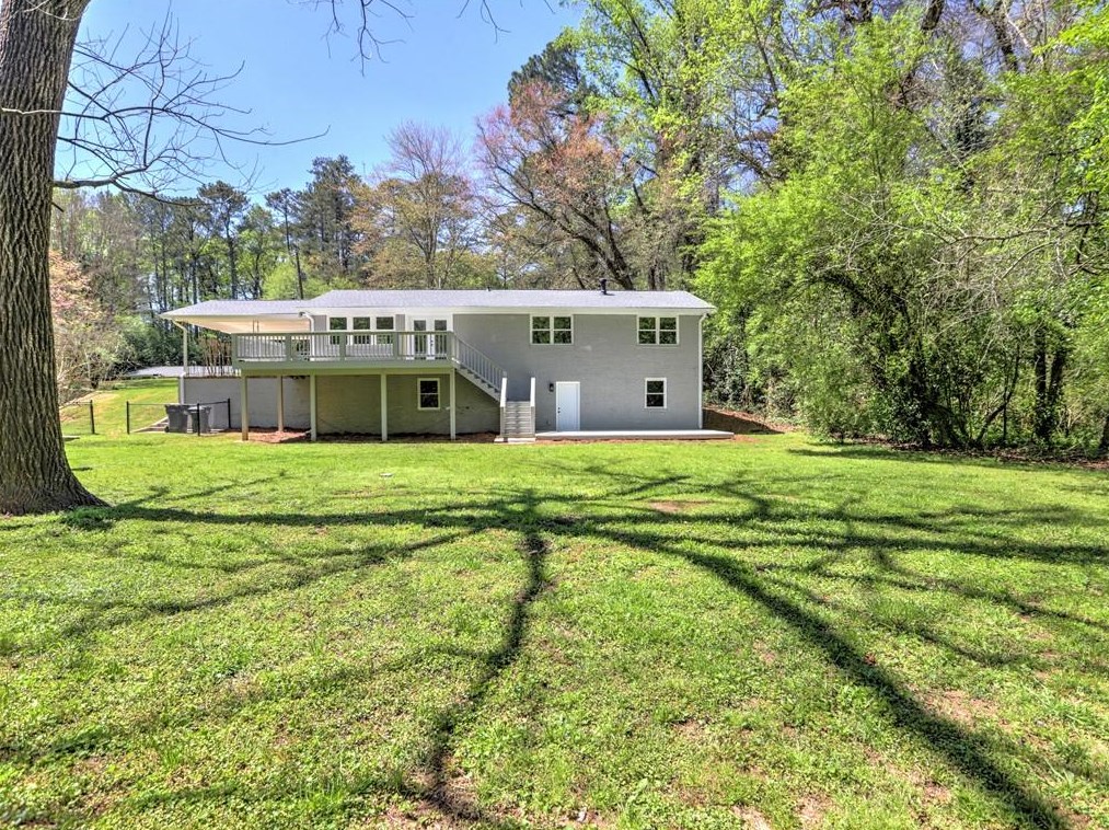 355 Brk Dr, Atlanta GA  30328-2110 exterior