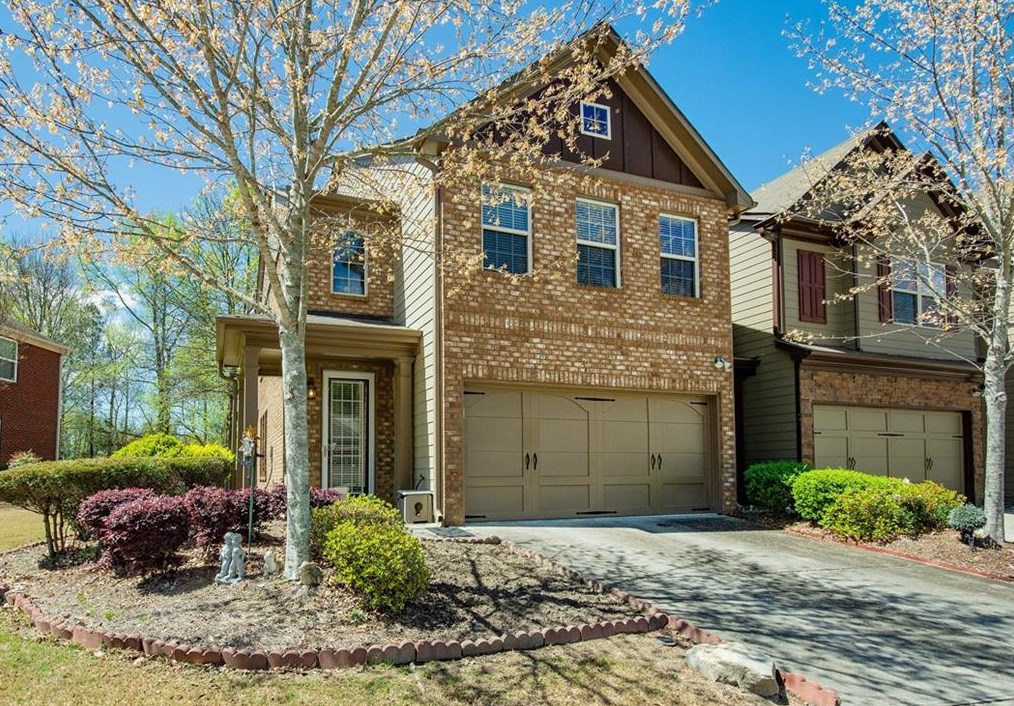 3092 Brockenhurst Dr, Buford, GA 30519-7651