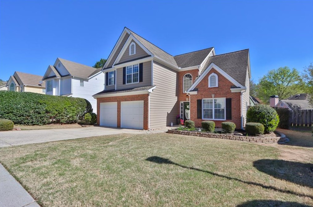 1075 Bradford Dr, Roswell, GA 30076-4224
