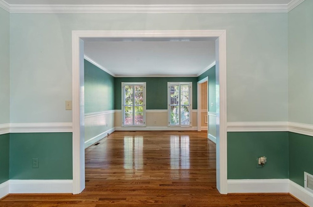 3846 Cherokee Frd, Gainesville GA 30506-3077 exterior