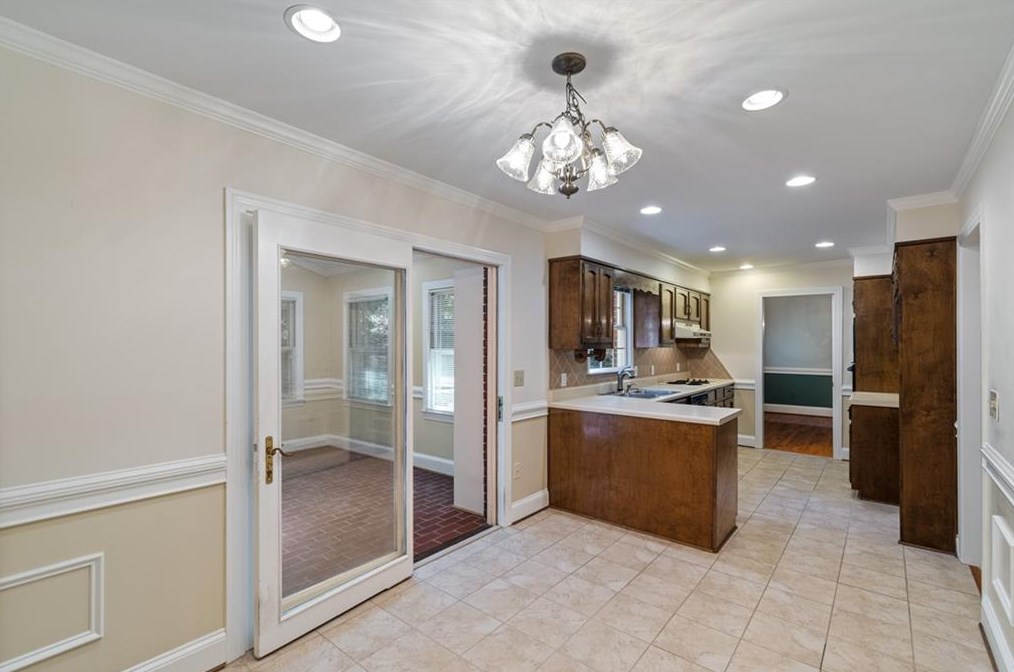 3846 Cherokee Frd, Gainesville GA 30506-3077 exterior