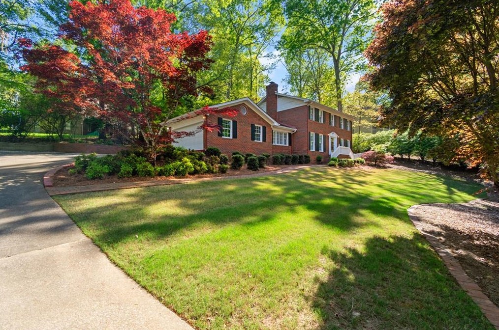 3846 Cherokee Frd, Gainesville GA 30506-3077 exterior