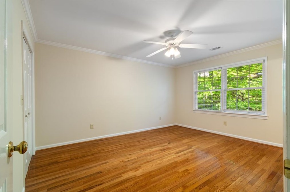 3846 Cherokee Frd, Gainesville GA 30506-3077 exterior