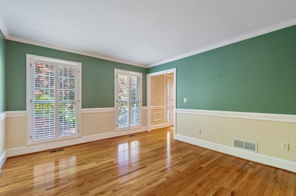 3846 Cherokee Frd, Gainesville GA 30506-3077 exterior