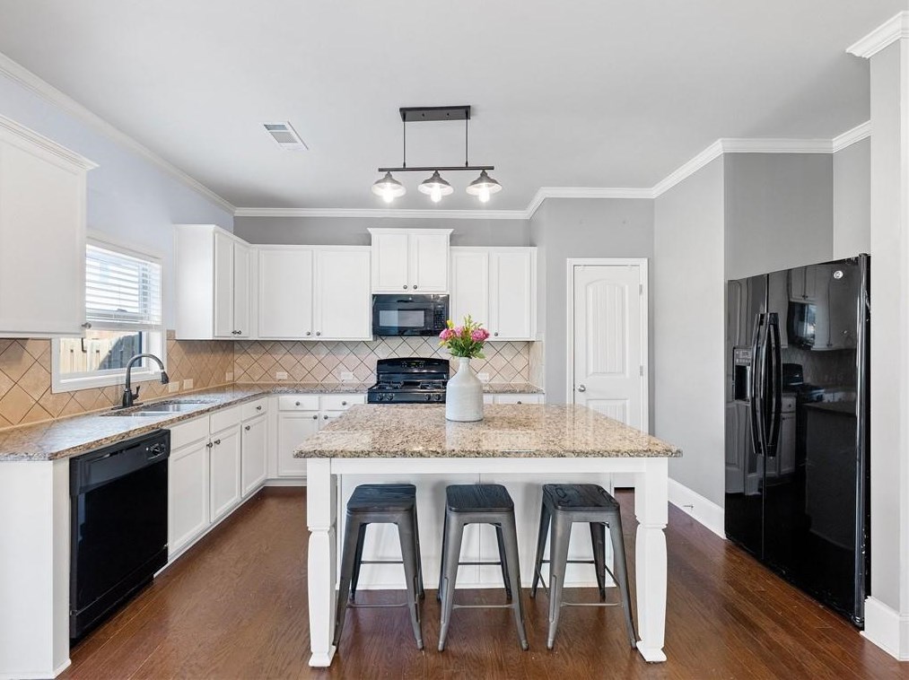 4815 Rialto Way, Cumming GA  30040-7247 exterior