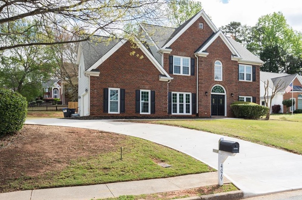 4679 Kiplin Lake Ct, Buford, GA 30518-7201