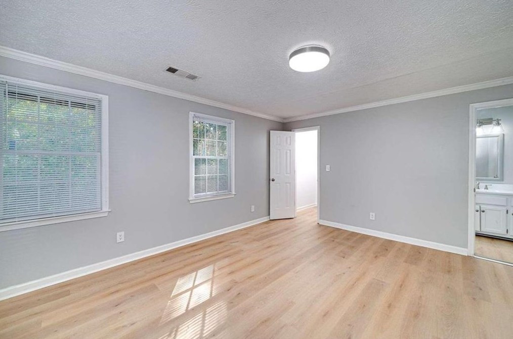 3162 Palm Tree Dr, Lithonia GA 30038-2360 exterior