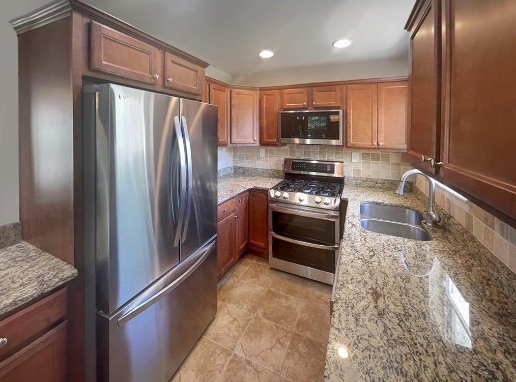 2029 Rodeo Ct, Atlanta GA  30316-4917 exterior
