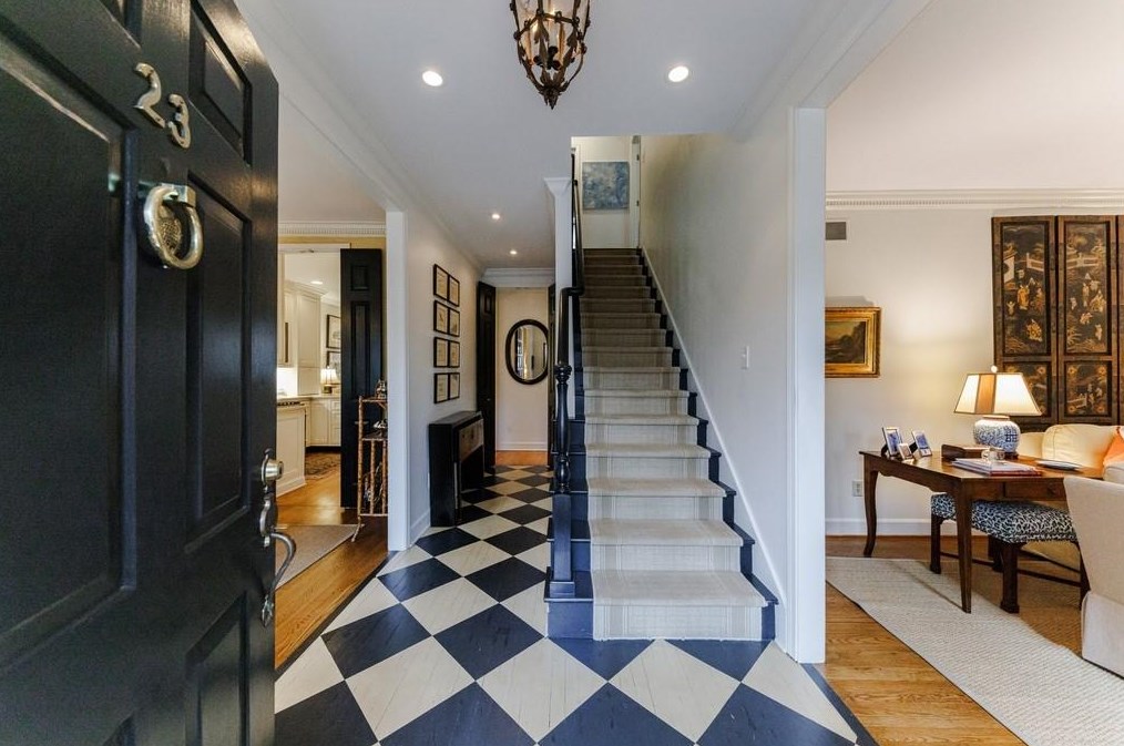 23 Pointe Ter, Atlanta, GA 30339-5782
