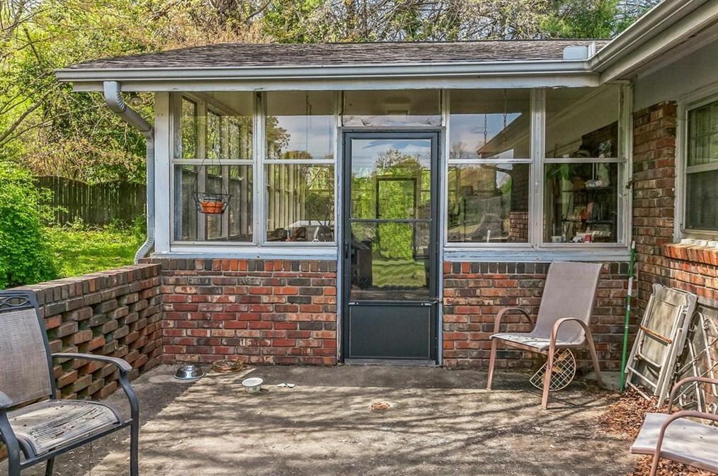 138 Parker Rd, Big Canoe, GA 30143-5408