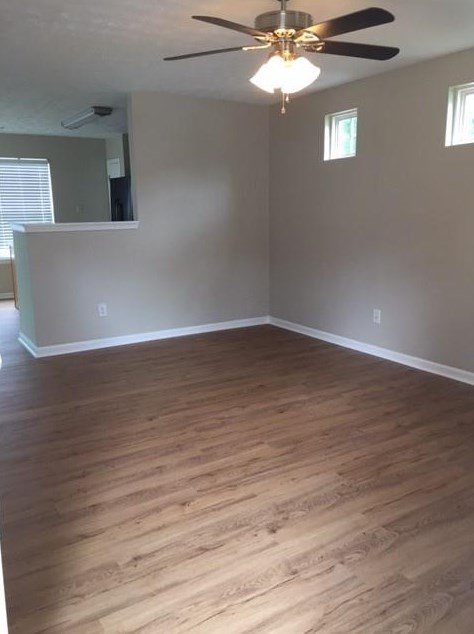 423 Royal Oak Dr, Acworth, GA 30102