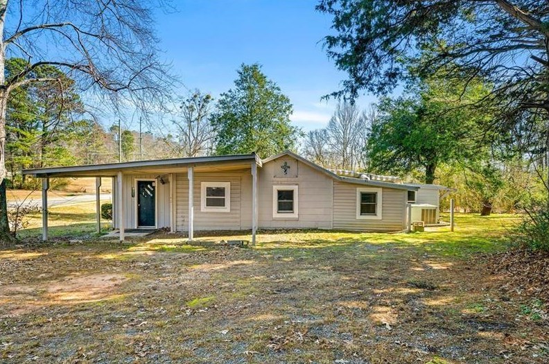 2291 Bascomb Carmel Rd, Holly Springs, GA 30189