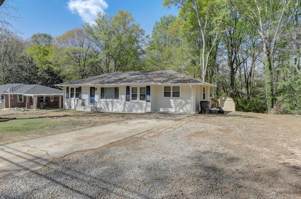 1314 Hidden Cir, Buford, GA 30518