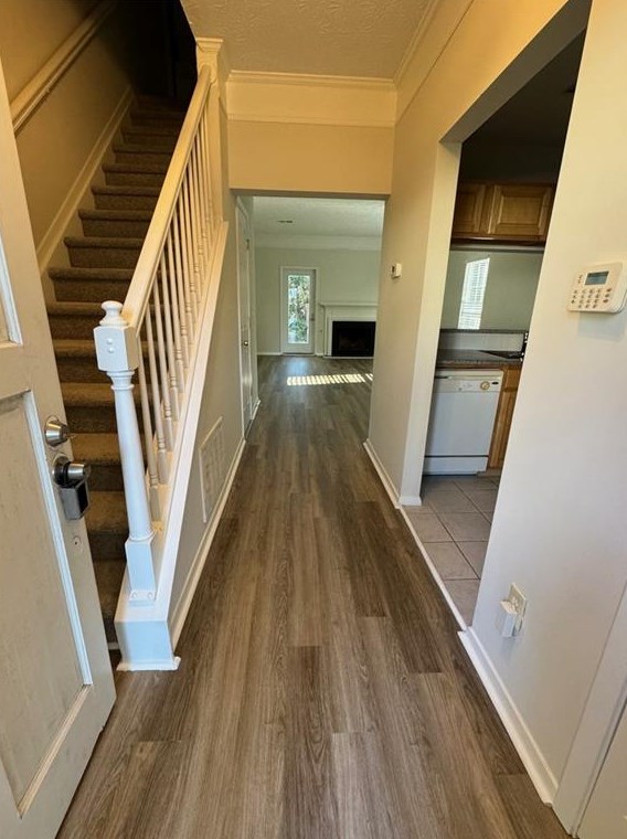1306 Wedgewood Ct, Atlanta, GA 30350-2085