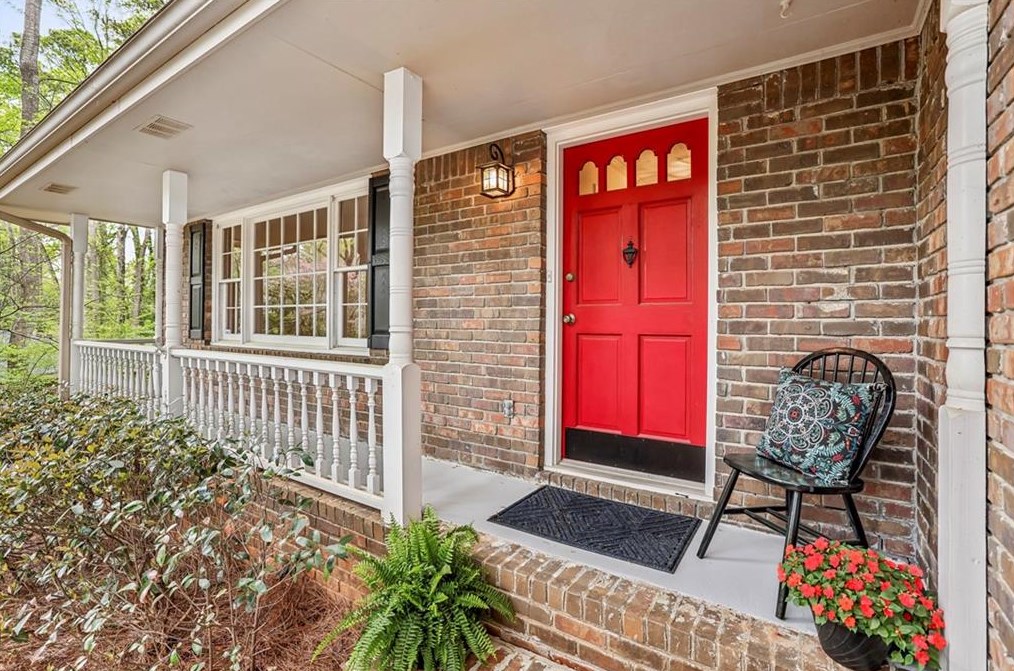 2601 Sterling Acres Dr, Tucker, GA 30084-2943