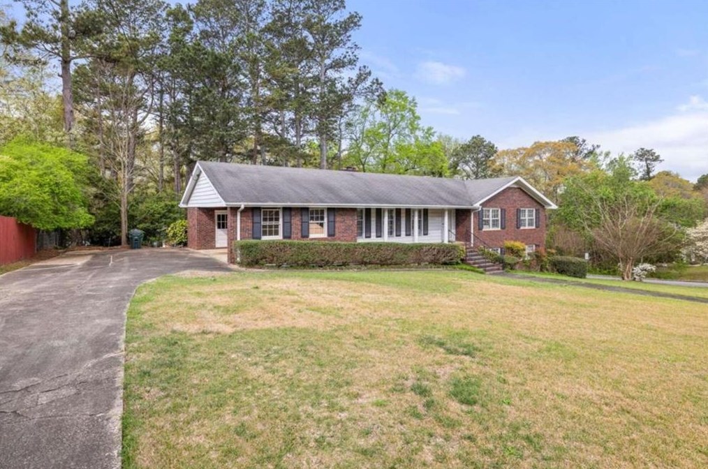 400 N 5th Ave, Winder, GA 30680