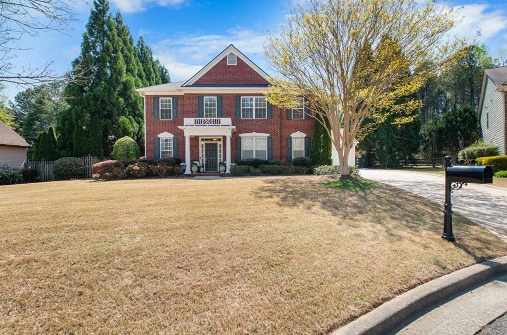 207 Kensington Trce, Holly Springs, GA 30115-6189