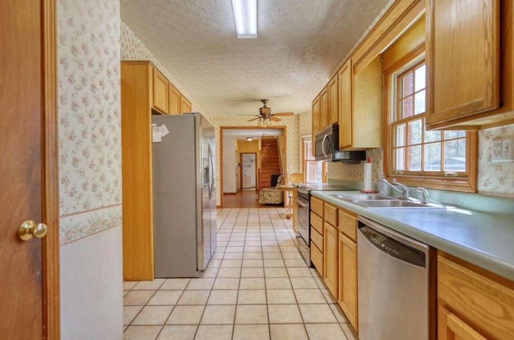 4281 Ingle Ct, Conyers GA  30012-1759 exterior