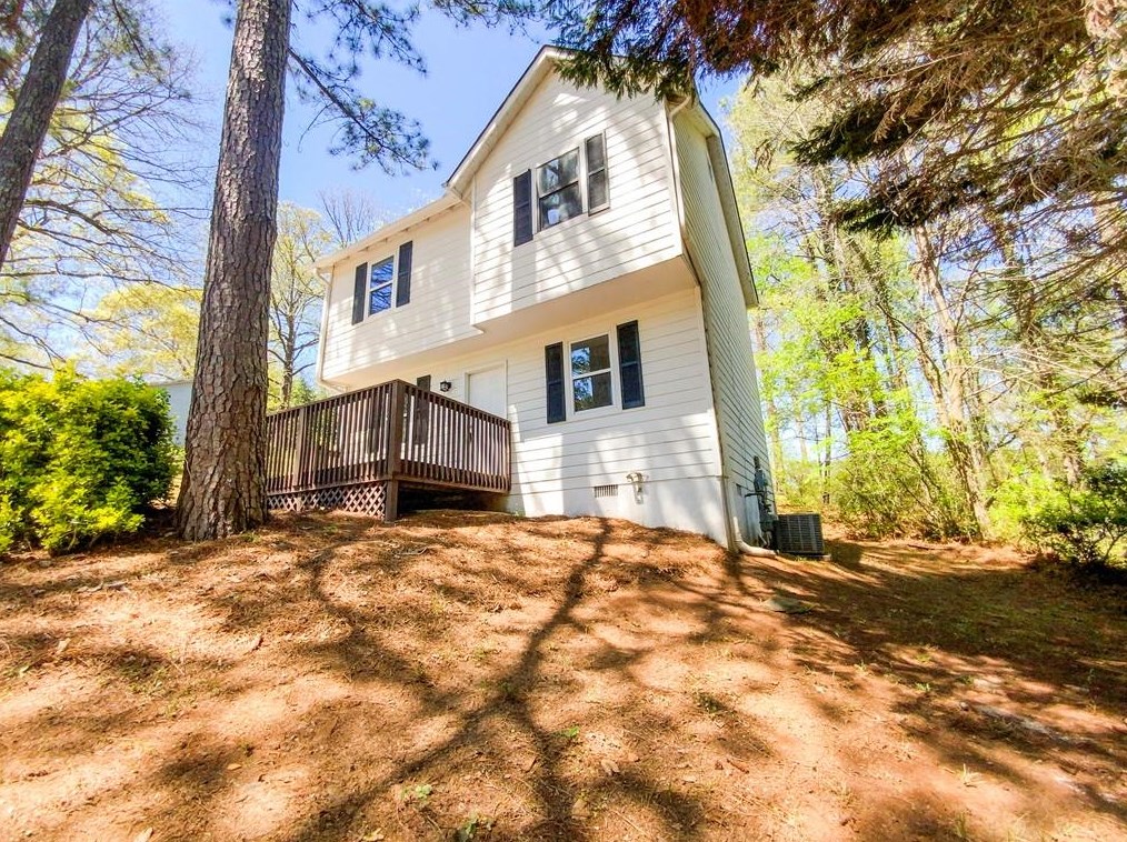 8009 Big Rock Dr, Douglasville, GA 30134-3606