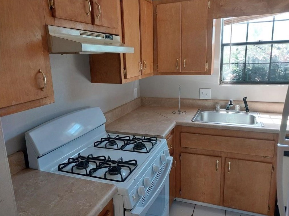 6990 Oakhill Cir, Austell, GA 30168-6853