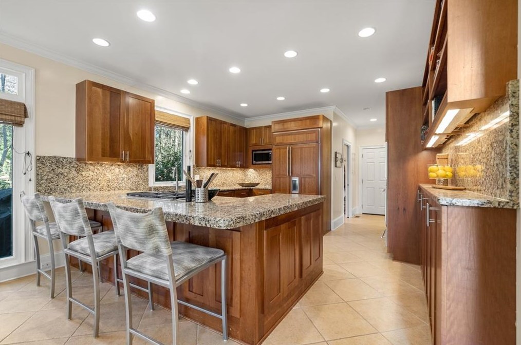 4335 Pemberton Cv, Alpharetta GA 30022-6345 exterior