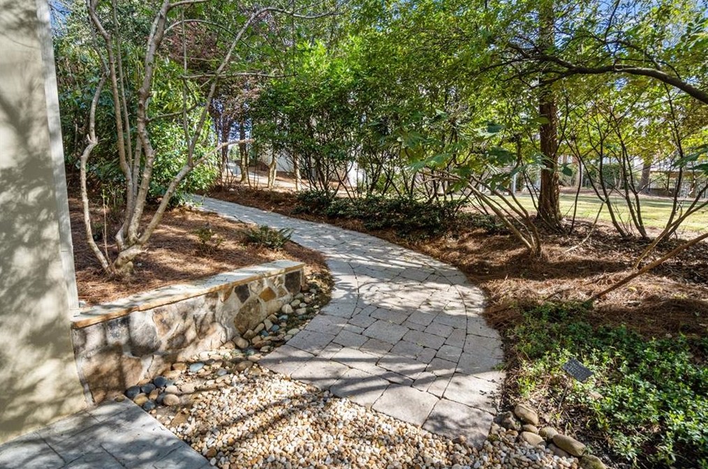 4335 Pemberton Cv, Alpharetta GA 30022-6345 exterior