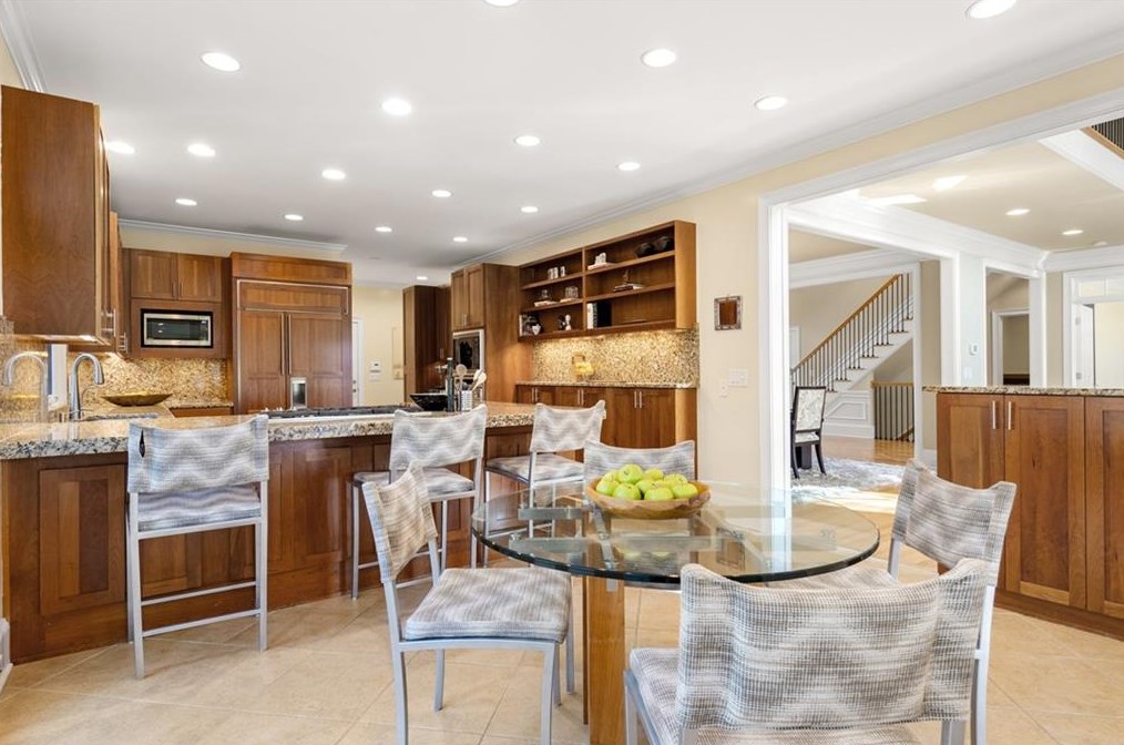 4335 Pemberton Cv, Alpharetta GA 30022-6345 exterior