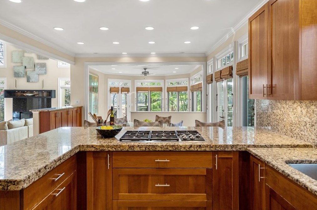 4335 Pemberton Cv, Alpharetta GA 30022-6345 exterior