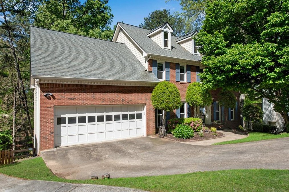 8985 Ridgestone Ct, Roswell, GA 30076