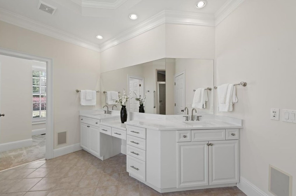3214 Collier Gate Ct, Smyrna GA  30080-4401 exterior
