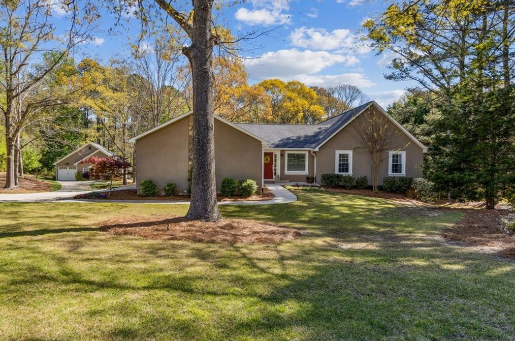 2462 Camp Mitchell Rd, Grayson, GA 30017-1322