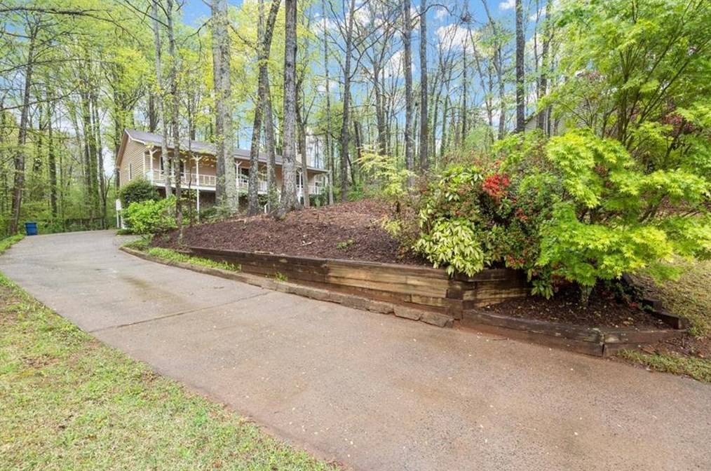103 Westland Ct, Acworth, GA 30102