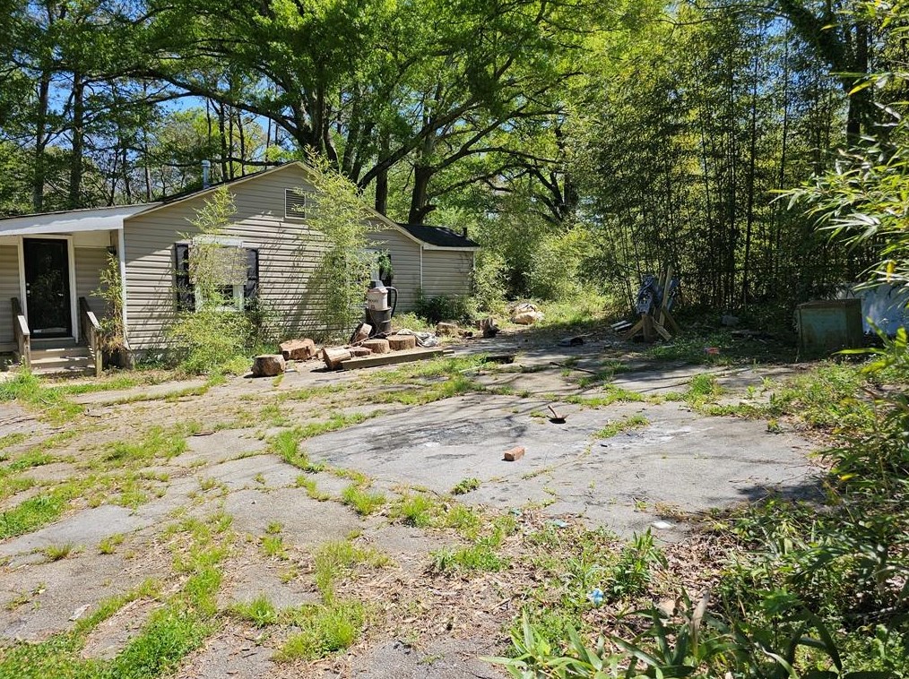 1111 Hillcrest Dr, Atlanta GA  30316-4505 exterior