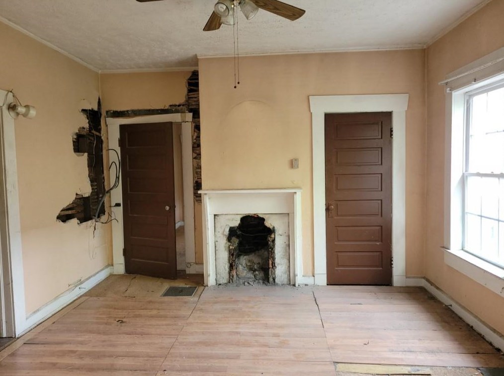 1097 Hubbard St, Atlanta GA  30310-3157 exterior