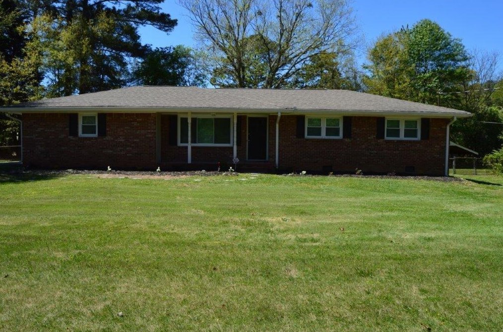 691 Rockbridge Rd Sw, Lilburn, GA 30047