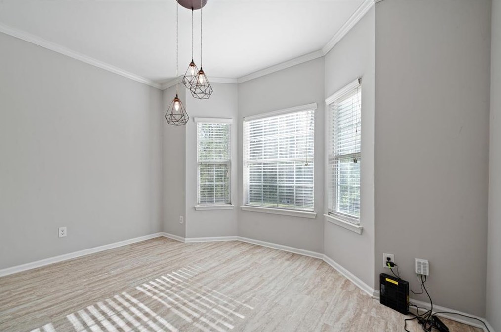 2912 Chilhowee Dr, Atlanta GA  30331-9445 exterior