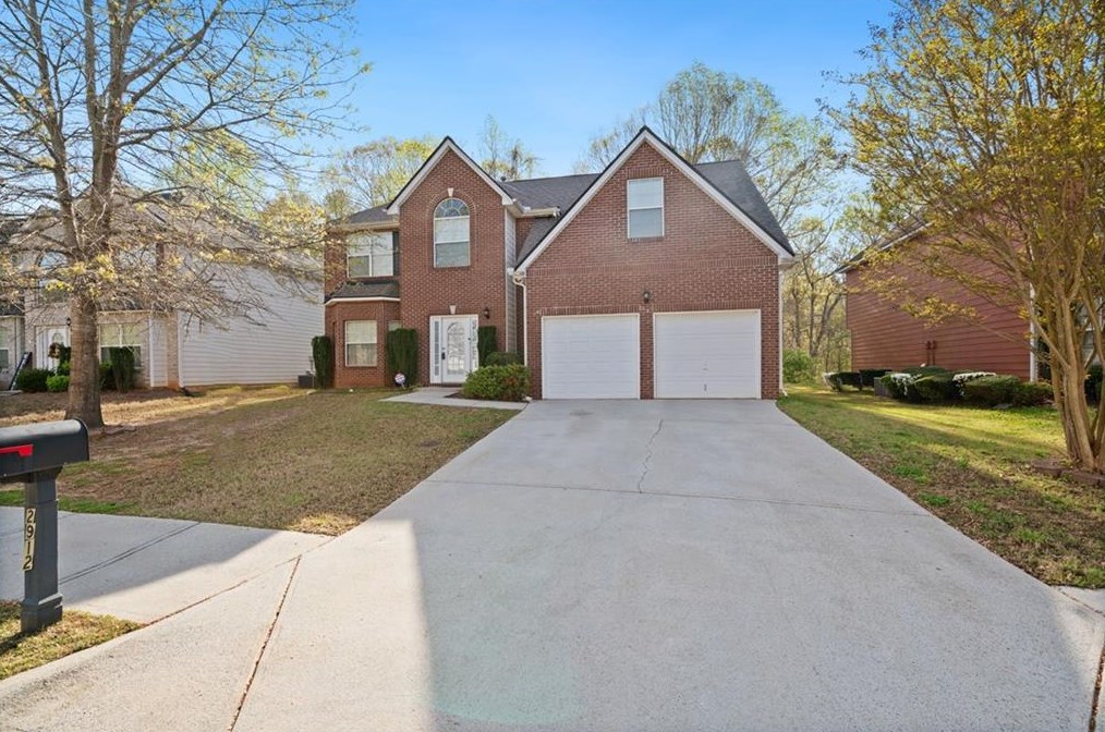 2912 Chilhowee Dr, Atlanta GA  30331-9445 exterior