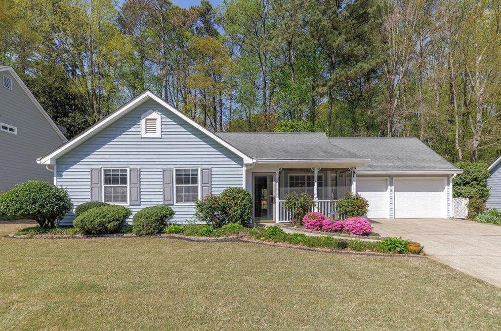 933 Rose Creek Trl, Holly Springs, GA 30189-6703