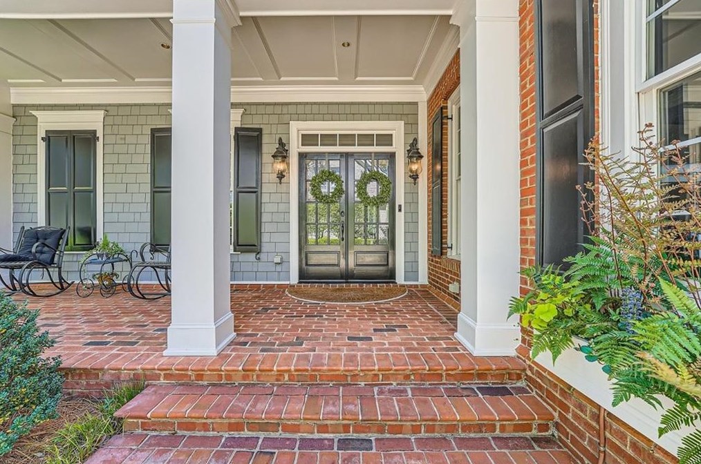 1109 Bellewood Sq, Atlanta GA exterior