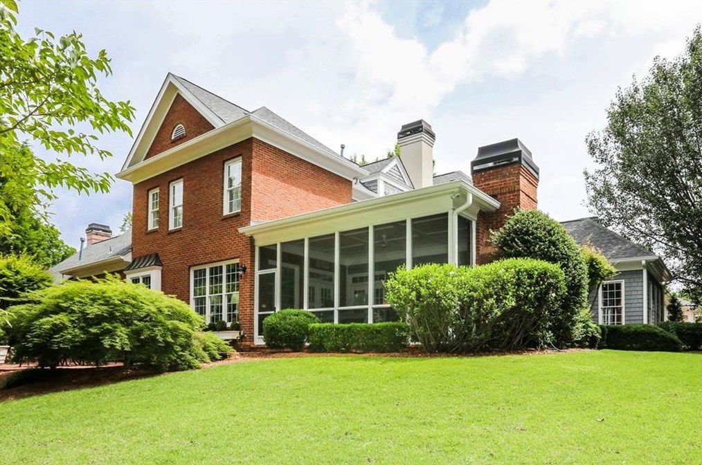 1109 Bellewood Sq, Atlanta GA exterior