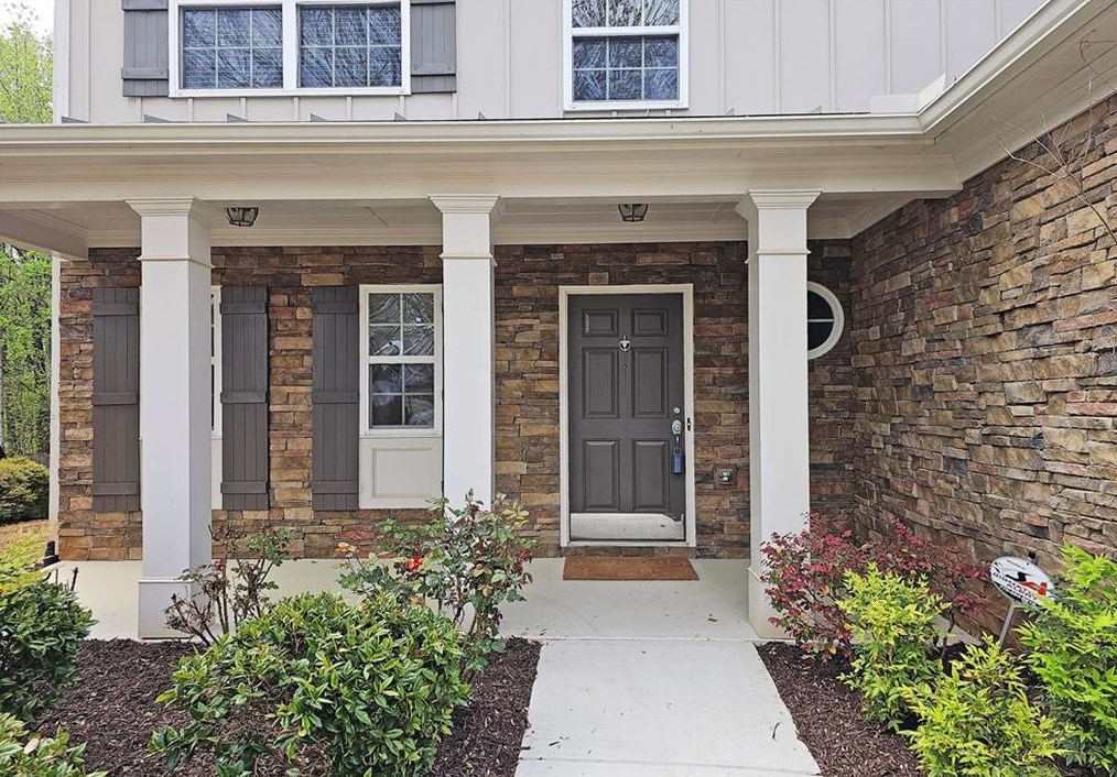 615 Hidden Close, Holly Springs, GA 30188