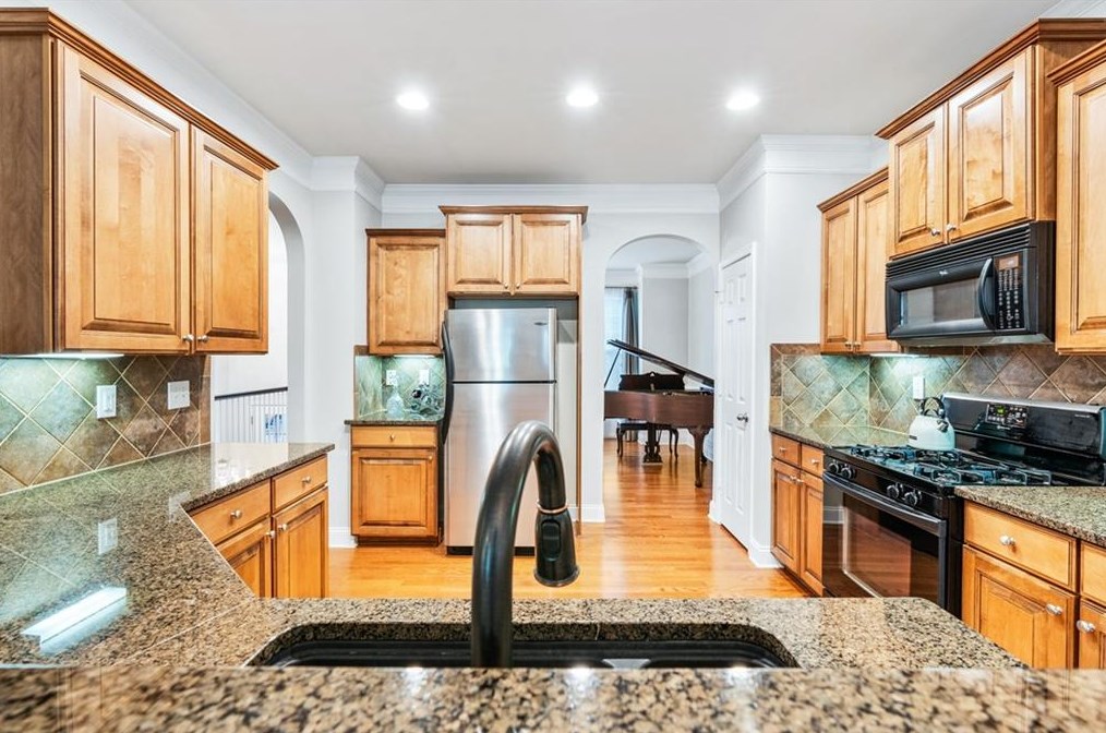2113 Landsmere Dr Se #4, Mableton, GA 30126