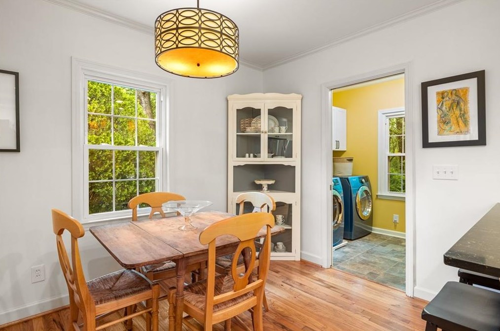 2866 Wiltshire Dr, Decatur GA  30030-4758 exterior