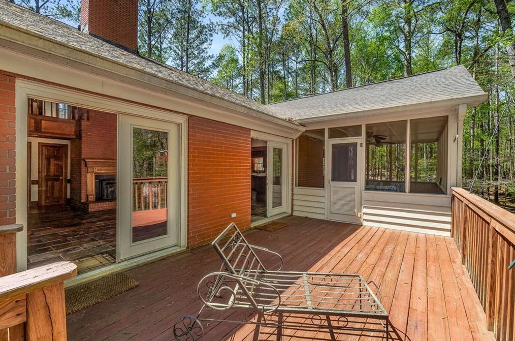 2225 Oglesby Bridge Rd, Conyers GA  30094-4221 exterior