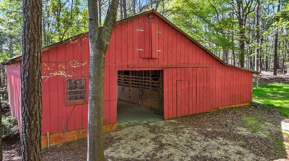 2225 Oglesby Bridge Rd, Conyers GA  30094-4221 exterior