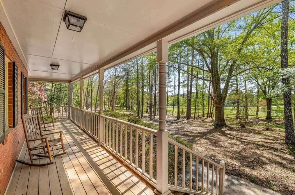 2225 Oglesby Bridge Rd, Conyers GA  30094-4221 exterior