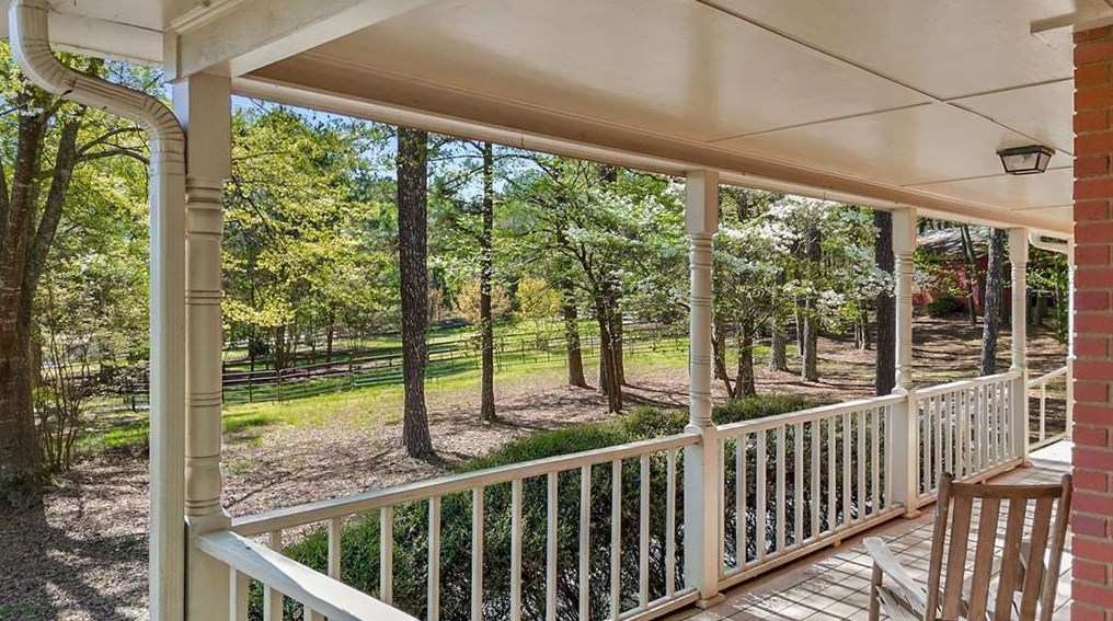 2225 Oglesby Bridge Rd, Conyers GA  30094-4221 exterior