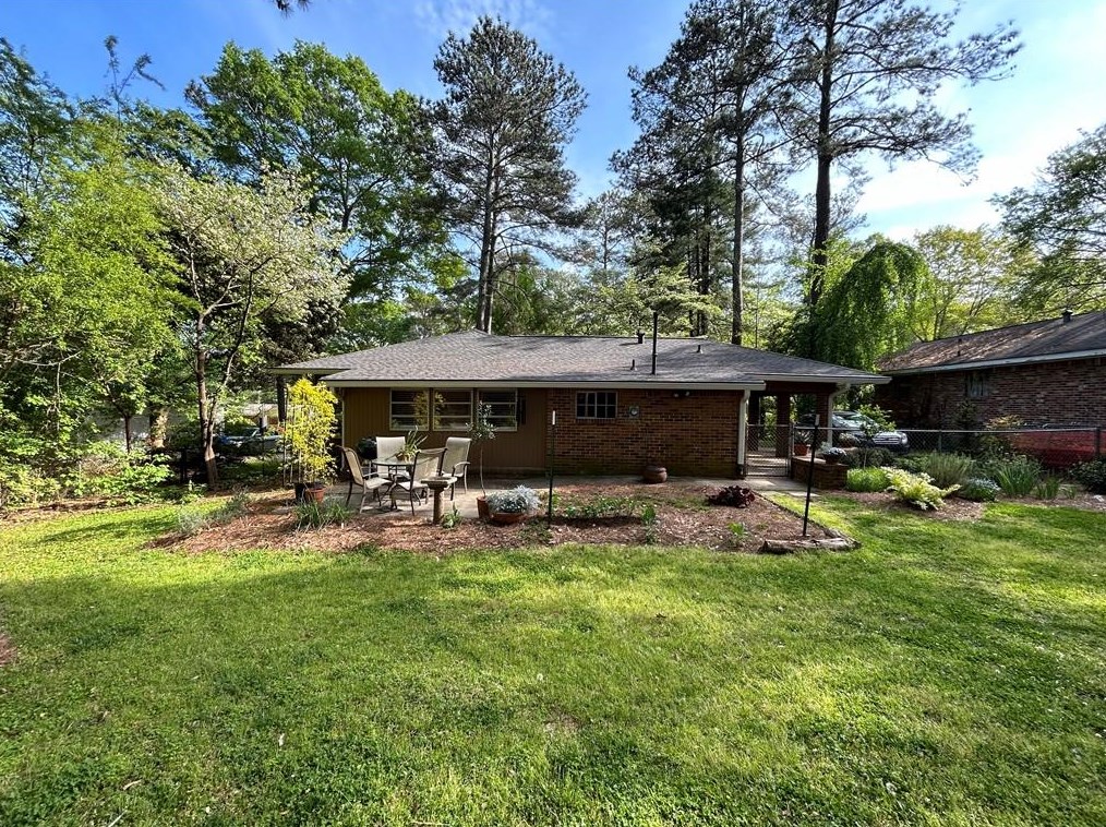 1511 Sanden Ferry Dr, Decatur GA  30033-3347 exterior